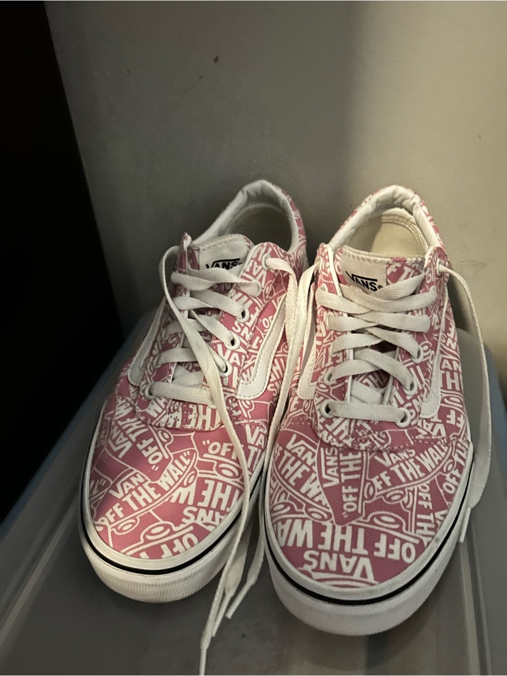 Vans Pink Logo-Print Low Top Sneakers